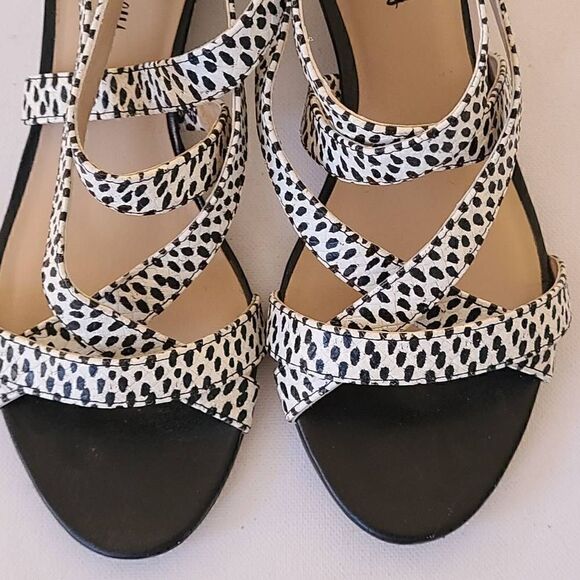 Neiman Marcus Strappy Wedge Sandal Size 6.5 - Picture 8 of 13